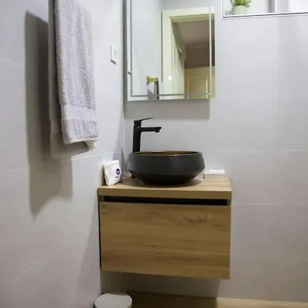 Plaza Del Oriente Old Town Apartament