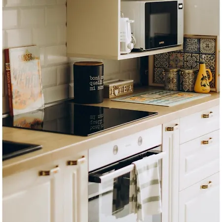 Plaza Del Oriente Old Town