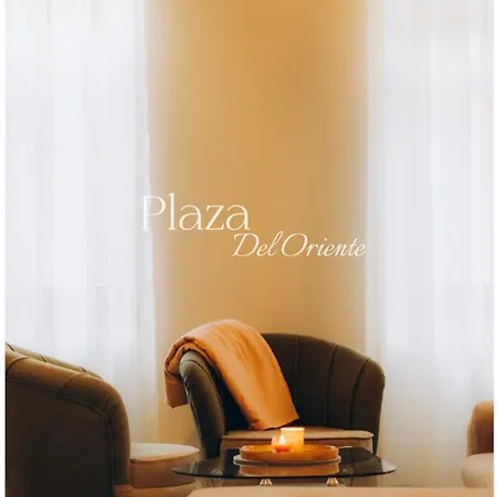 Plaza Del Oriente Old Town דירה מוסטר